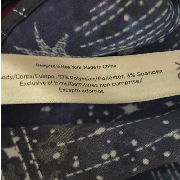 Adore Me Lounge/Pajama Top - 0X -Blue Abstract Star Print - Silky w/ Lace Detail - Picture 10 of 14